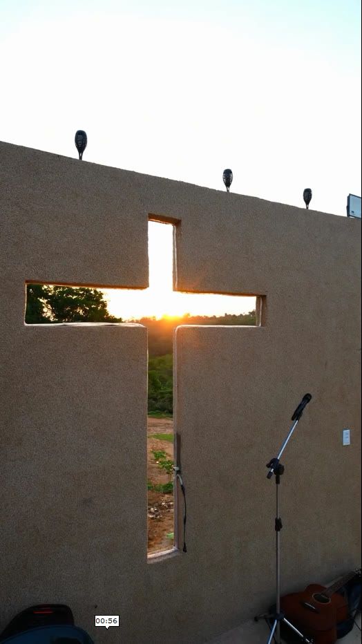 Pôr do sol na capela