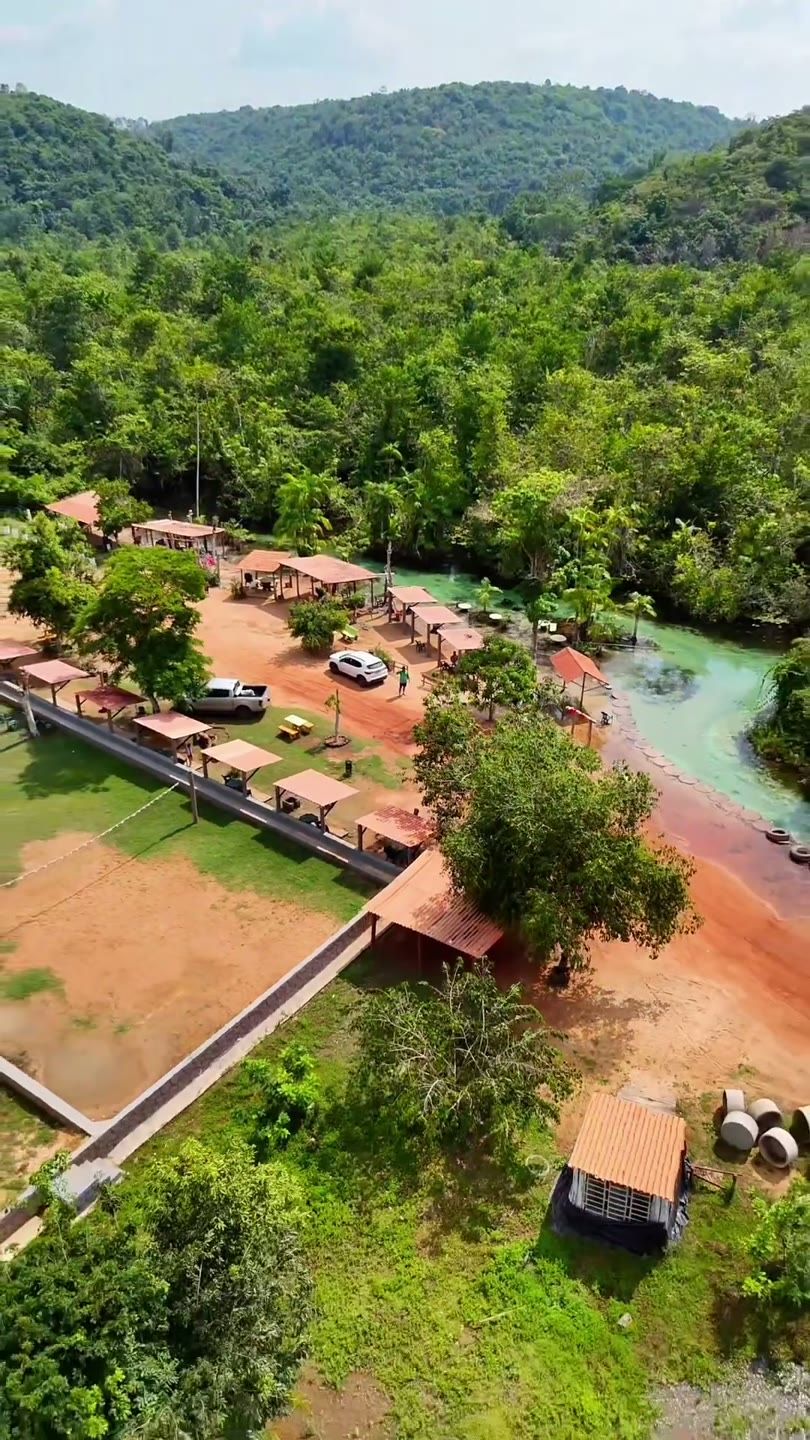 Vista aérea das instalações
